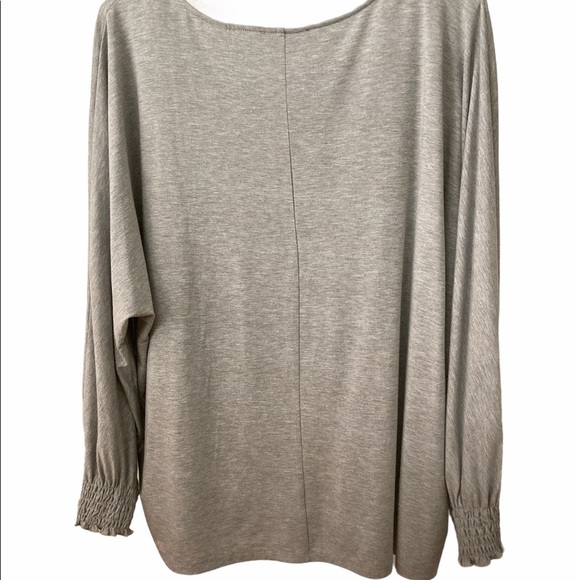 Smocked Cuff Long Sleeves Top 1X - Picture 3 of 5